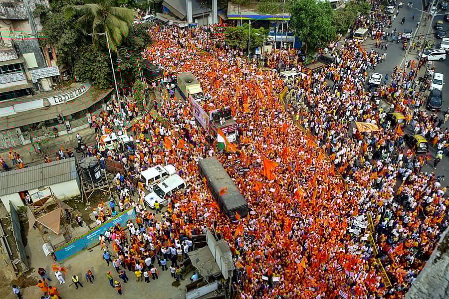 ಲವ್ ಜಿಹಾದ್ ವಿರುದ್ಧ ಪ್ರತಿಭಟನಾ ರ್ಯಾಲಿಯಲ್ಲಿ ಸಕಲ ಹಿಂದೂ ಸಮಾಜದ ಸದಸ್ಯರು ಭಾಗವಹಿಸಿದ್ದರು – ಪಿಟಿಐ ಚಿತ್ರ