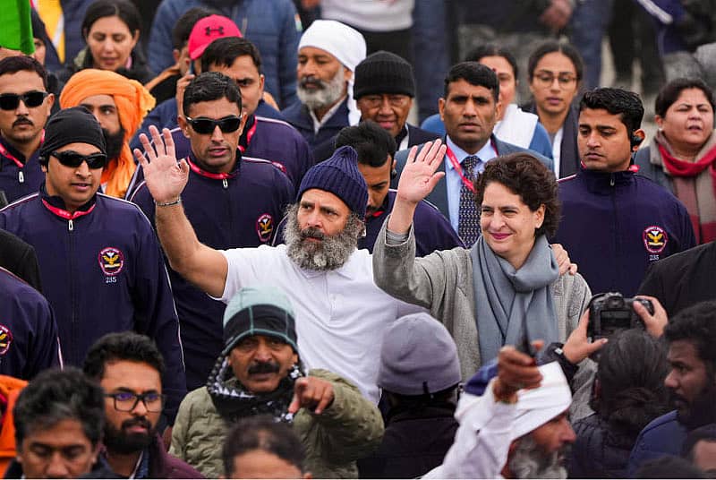 ಕಾಶ್ಮೀರದ ಅನಂತನಾಗ್ನಲ್ಲಿ ರಾಹುಲ್ ಗಾಂಧಿ ಅವರು ಪ್ರಿಯಾಂಕಾ ಗಾಂಧಿ ಜತೆಗೆ ಭಾರತ್ ಜೋಡೊ ಯಾತ್ರೆ ನಡೆಸಿದರು. (ಪಿಟಿಐ ಚಿತ್ರ)