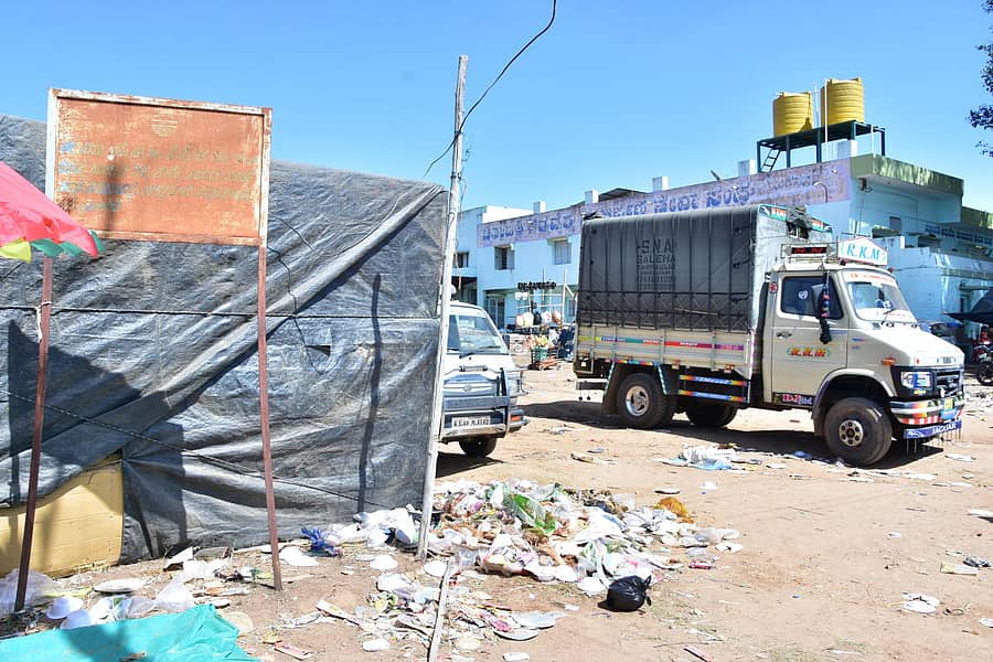 ಚಿತ್ರಾವತಿಯಲ್ಲಿ ಮಾಲಿನ್ಯ ನಿಯಂತ್ರಣ ಮಂಡಳಿಗೆ ಮಂಜೂರಾಗಿದ್ದ ಜಮೀನಿನಲ್ಲಿ ಅಳವಡಿಸಿರುವ ಬೋರ್ಡ್‌