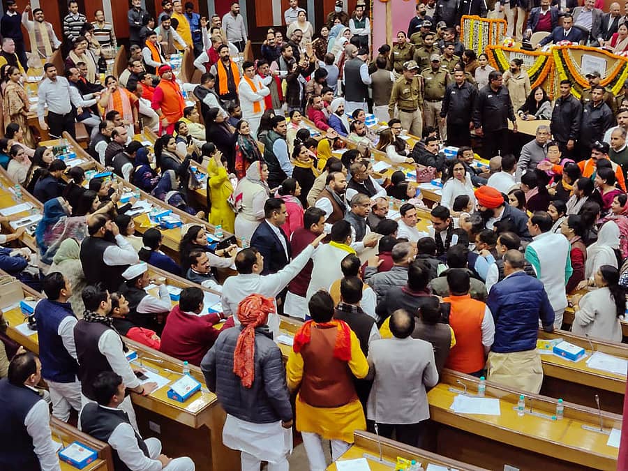 ದೆಹಲಿ ಮೇಯರ್ ಆಯ್ಕೆ ಗದ್ದಲ