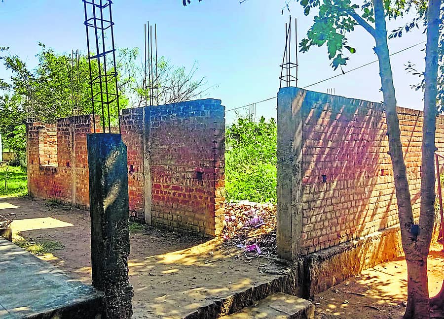 ಗೋಪಿನಾಥಂ ಶಾಲೆಯಲ್ಲಿ ಕೊಠಡಿ ನಿರ್ಮಾಣ ಕಾಮಗಾರಿ ಅರ್ಧಕ್ಕೆ ನಿಂತಿದೆ