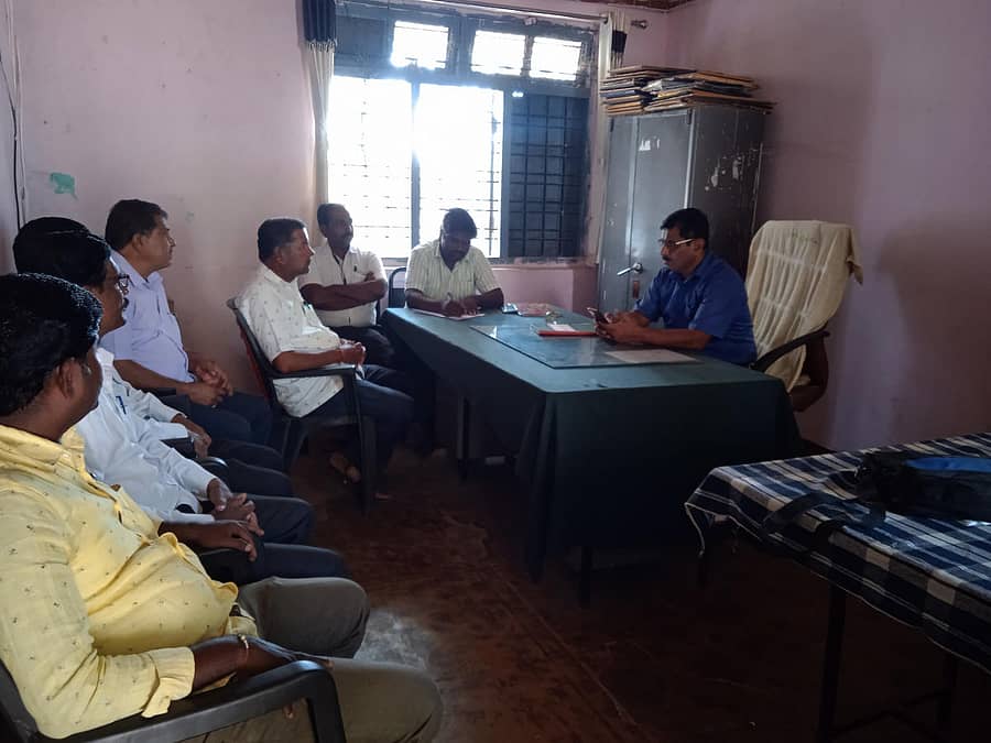 ನಾರಾಯಣಪುರ ಸರ್ಕಾರಿ ಪದವಿಪೂರ್ವ ಕಾಲೇಜಿಗೆ ಕ್ಷೇತ್ರ ಶಿಕ್ಷಣಾಧಿಕಾರಿ ಮಹೇಶ ಪೂಜಾರಿ ಭೇಟಿ ನೀಡಿ ಪರಿಶೀಲಿಸಿದರು