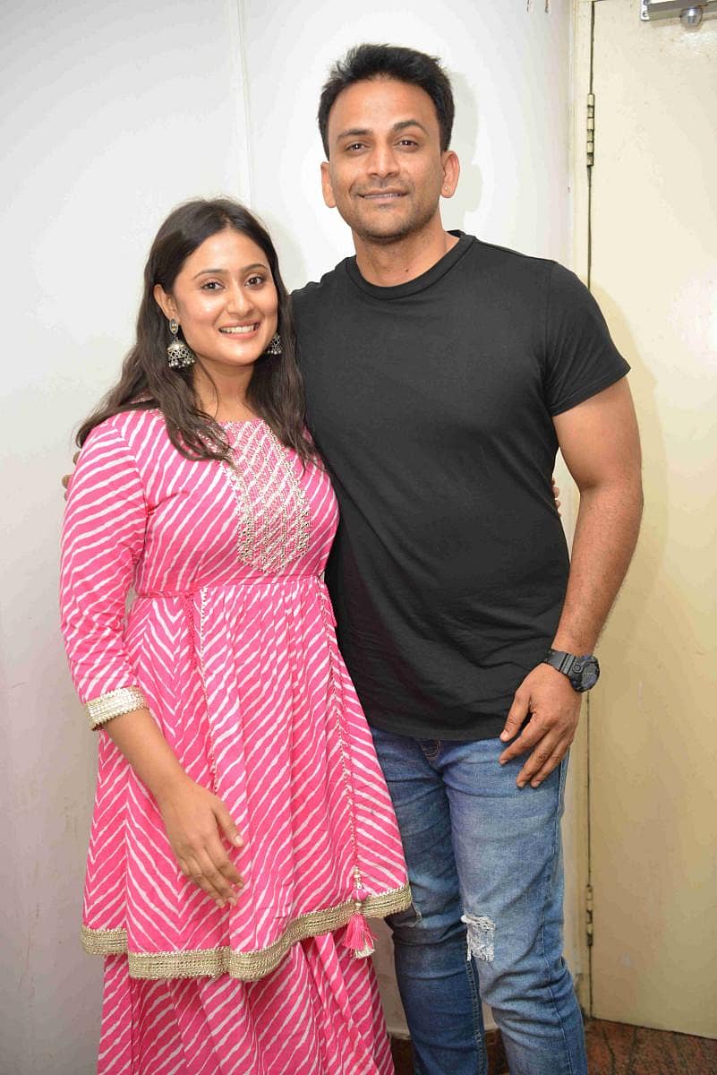 ಅಮೃತ ಅಯ್ಯಂಗಾರ್ ಹಾಗೂ ಧನಂಜಯ