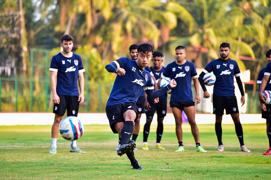 ಬೆಂಗಳೂರು ಎಫ್‌ಸಿ ತಂಡದ ಆಟಗಾರರು ಅಭ್ಯಾಸ ನಡೆಸಿದರು–ಬಿಎಫ್‌ಸಿ ಮೀಡಿಯಾ ಚಿತ್ರ