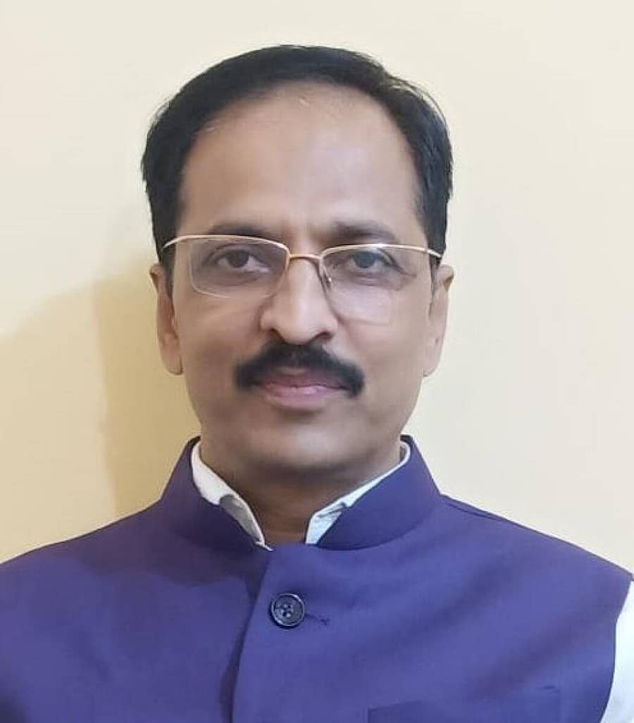 ಪ್ರೊ. ರವೀಂದ್ರ ಹೆಗಡಿ