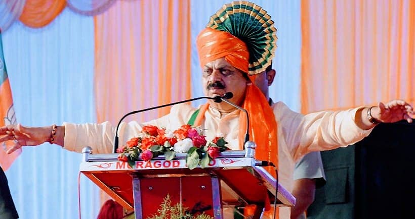 ಗೋಕಾಕದಲ್ಲಿ ಮಂಗಳವಾರ ಮುಖ್ಯಮಂತ್ರಿ ಬಸವರಾಜ ಬಿಮ್ಮಾಯಿ ಅವರು ಗೋಕಾಕ., ಅರಭಾವಿ ಹಾಗೂ ಅಥಣಿ ಕ್ಷೇತ್ರಗಳ ಬಿಜೆಪಿ ಕಾರ್ಯಕರ್ತರ ಸಮಾವೇಶದಲ್ಲಿ ಮಾತನಾಡಿದರು