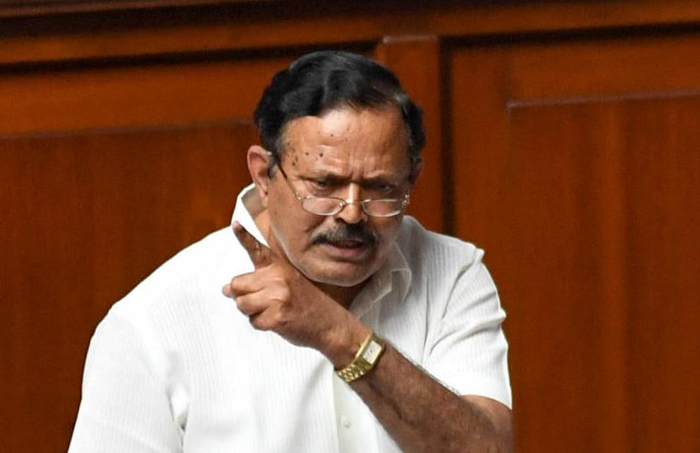 ಅರಕಲಗೂಡು ಜೆಡಿಎಸ್‌ ಶಾಸಕ‌ ಸ್ಥಾನಕ್ಕೆ ಎ.ಟಿ. ರಾಮಸ್ವಾಮಿ ರಾಜೀನಾಮೆ