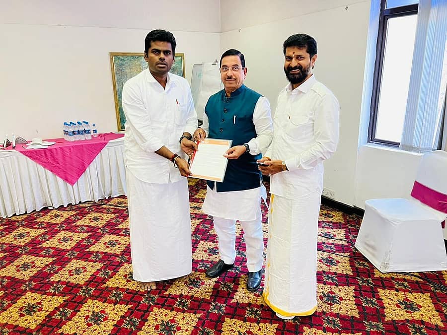 ಚಿತ್ರ ಕೃಪೆ :ಕೇಂದ್ರ ಸಚಿವ ಪ್ರಲ್ಹಾದ್ ಜೋಶಿ ಟ್ವೀಟರ್ ಪೇಜ್