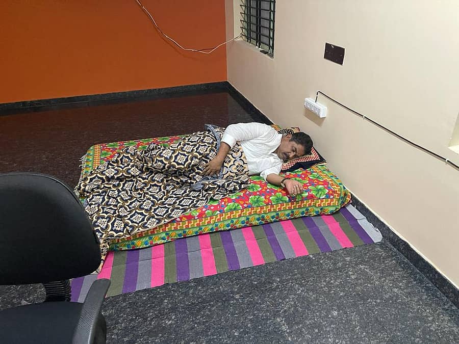 ದೊಡ್ಡಬಳ್ಳಾಪುರ: ತಾಲೂಕಿನ ಜಿ. ಹೊಸಹಳ್ಳಿಯಲ್ಲಿ ಕಂದಾಯ ಸಚಿವ ಆರ್. ಅಶೋಕ್ ಗ್ರಾಮ ವಾಸ್ತವ್ಯ