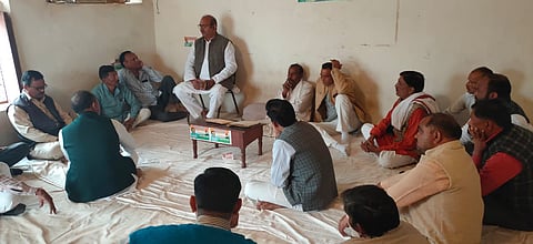 सेवढ़ा विधायक ने पूर्व मुख्यमंत्री दिग्विजय सिंह की जन जागरण यात्रा की तैयारियों को लेकर ली बैठक 