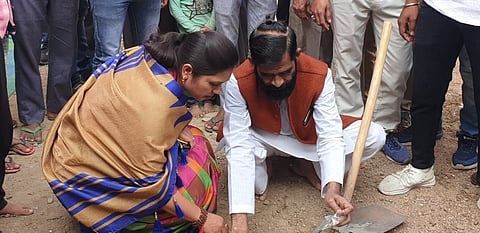 विधायक गरौठा ने कोरी समाज धर्मशाला मोठ के लिए स्वीकृत किए 10 लाख रुपए