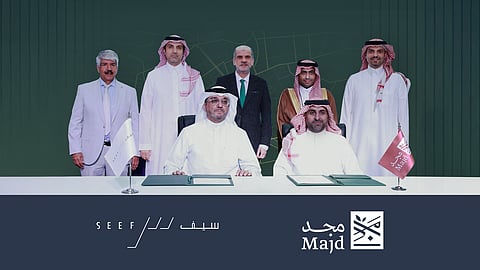 عقب توقيع الاتفاقية بين الشركتين