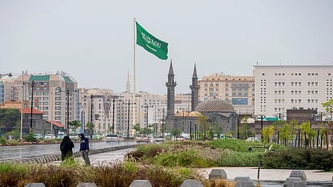 السعودية تشهد تسجيلًا عقاريًّا بالمدينة المنورة والقطيف