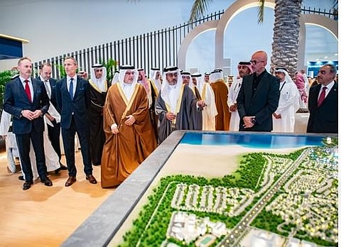 صاحب‭ ‬السمو‭ ‬الملكي‭ ‬الأمير‭ ‬سلمان‭ ‬بن‭ ‬حمد‭ ‬آل‭ ‬خليفة‭ ‬ولي‭ ‬العهد‭ ‬رئيس‭ ‬مجلس‭ ‬الوزراء البحريني خلال افتتاح سيتي سكيب البحرين 2025