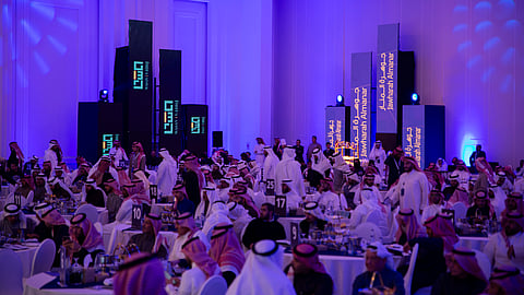 من مزاد مخطَّطَي "وسن" و"جوهرة المنار" 