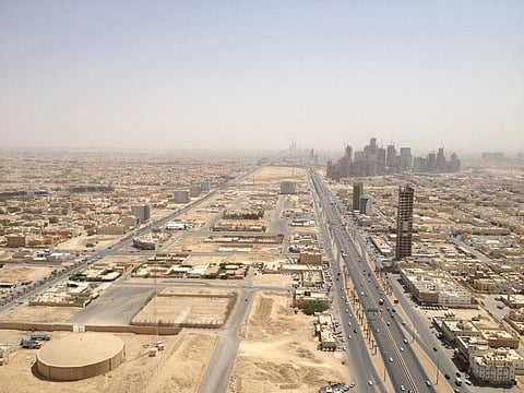 مساحات من الأراضي البيضاء في مدينة الرياض