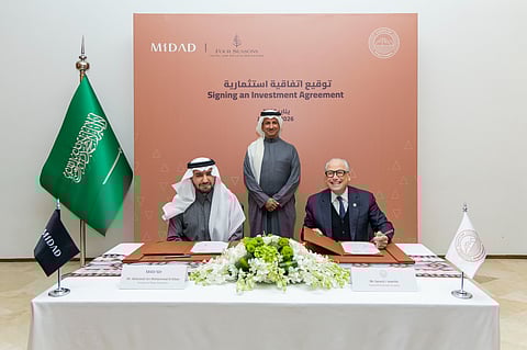 خلال توقيع الاتفاقية