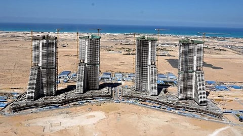  أبراج "الداون تاون" بمدينة العلمين الجديدة 