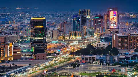 مدينة الخُبر في المنطقة الشرقية بالمملكة العربية السعودية