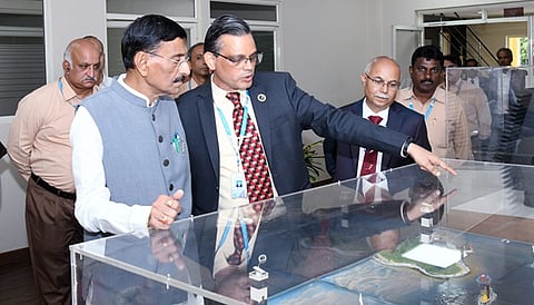 MoS Defence visits BEL, lauds commitment to Atmanirbhar Bharat