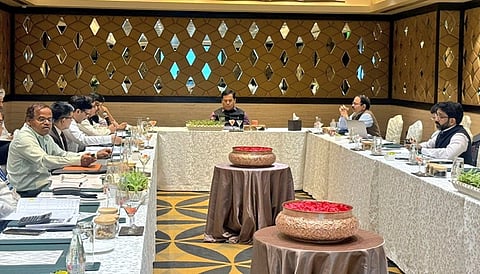 Sonowal reviews key maritime projects to ensure normal cargo movement