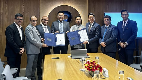 Oil India and Mahanagar Gas join hands to explore opportunities in LNG and clean energy