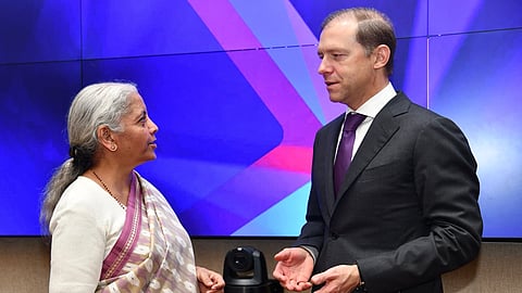 Alt="FM meets Russia's First Deputy Prime Minister, discusses issues of mutual interest"