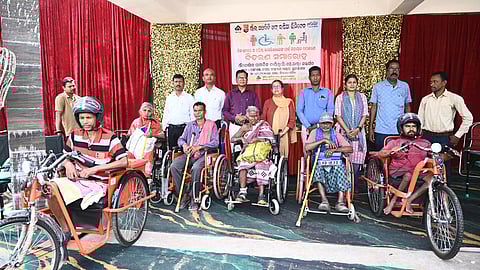 SAIL’s Rourkela Steel Plant distributes assistive devices to Divyangjans, senior citizens