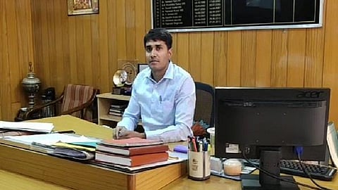 Alt="Harikesh Meena (IAS)"