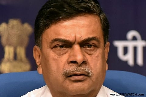 Govt to set up 3 large manufacturing zones for power and RE equipment