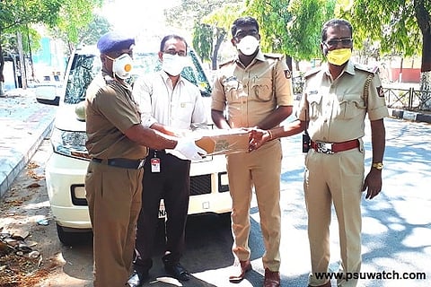 COVID-19: HAL distributes refreshments to police personnel