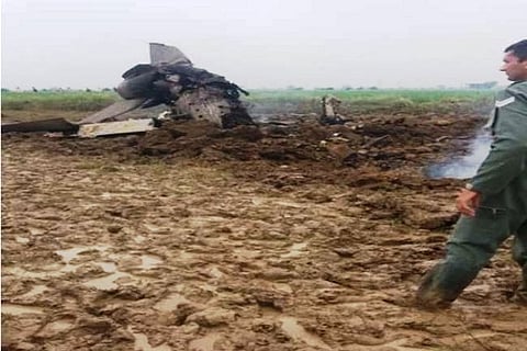 IAF MiG-21 Type-69 Trainer aircraft crashes, Pilots safe