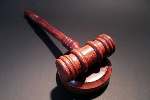 Jet Airways has got a notice from Delhi HC. Why?