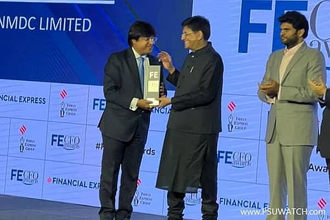 NMDC’s Amitava Mukherjee bags â€˜FE CFO of the Year Award’