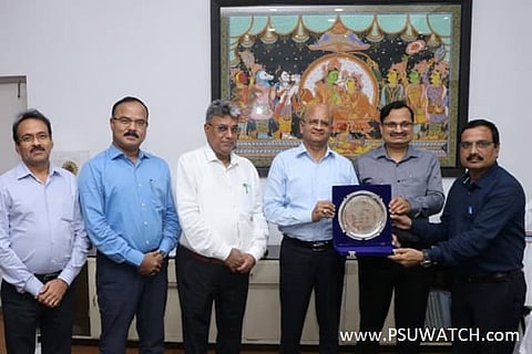 MCL wins Govt Award for distinguished performance in national campaign