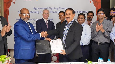 RECPDCL to install 33.26 lakh prepaid meters in Gujarat