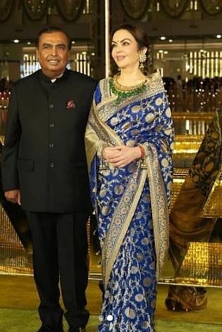 नीता अंबानींच्या कल्चरल पार्टीत या स्टार्सनी लावले चारचाँद