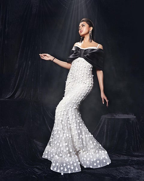 Tejasswi Prakash : स्वर्ग से उतरी हुई अप्सरा लग रही हो तुम