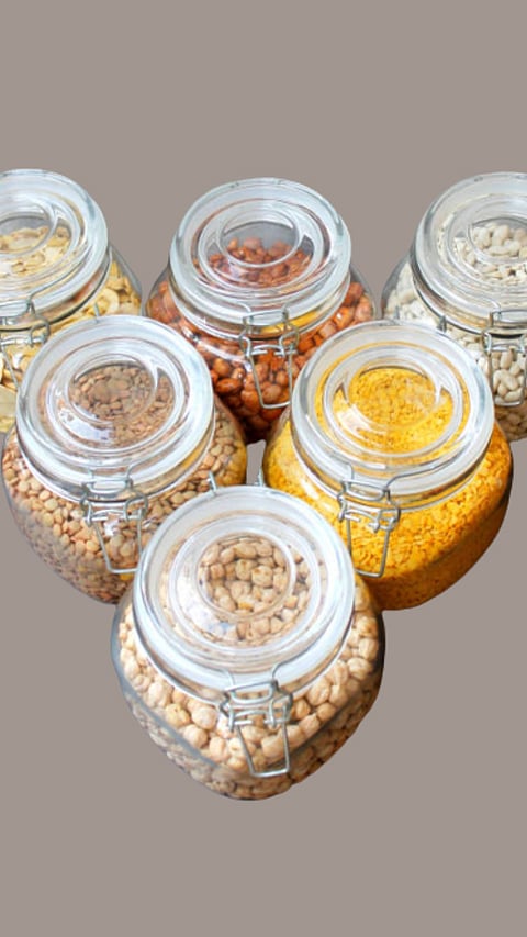 Kitchen Tips And Tricks : 'या' स्मार्ट किचन टीप्स, नक्की वापरून पाहा