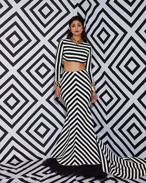 So...hott; माय 'शिल्पुडी'...!चाहत्यांचे शिल्पावरील बालिश प्रेम पाहिले का?