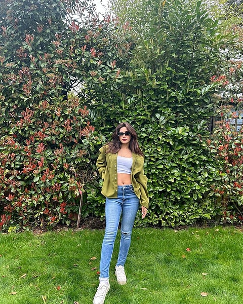 Neha Khan: अभिनेत्री नेहा खानचे लंडनमधील हे  फोटो पाहिलेत का ? (Copy)