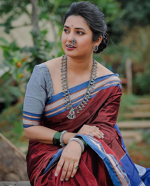 Prajkta Mali : साज ह्यो तुझा गं जीव माझा गुंतला', प्राजक्ताचं मराठमोळं रुप लई भारी