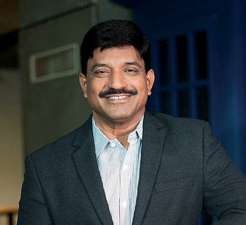 ठाणे महापालिकार उपायुक्त विश्वनाथ केळकर यांच्यावर गुन्हा दाखल