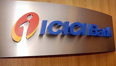 आयसीआयसीआय बँक आता पुढील महिन्यापासून एटीएम आणि रोकड काढण्याच्या नियमांमध्ये बदल करणार आहे.