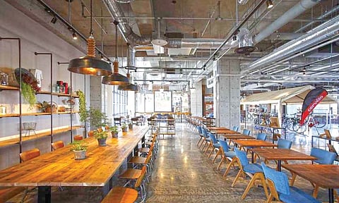 कचर्‍यापासून टोकियो मध्ये बनलेली वीज वापरणारे हॉटेल