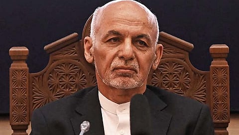 अफगाणिस्‍तानचे माजी राष्‍ट्रपती अशरफ घनी यांनी कुटुंबासह  'युएई'त आश्रय घेतला आहे. 
