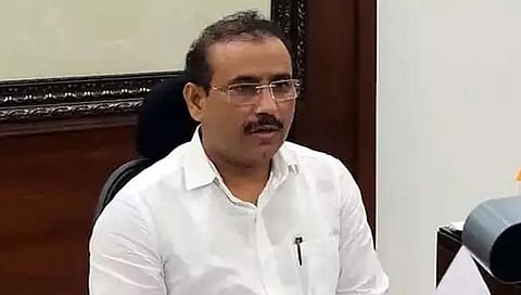 चाकरमान्यांना निर्बंधांतून सवलत नाही : आरोग्यमंत्री राजेश टोपे