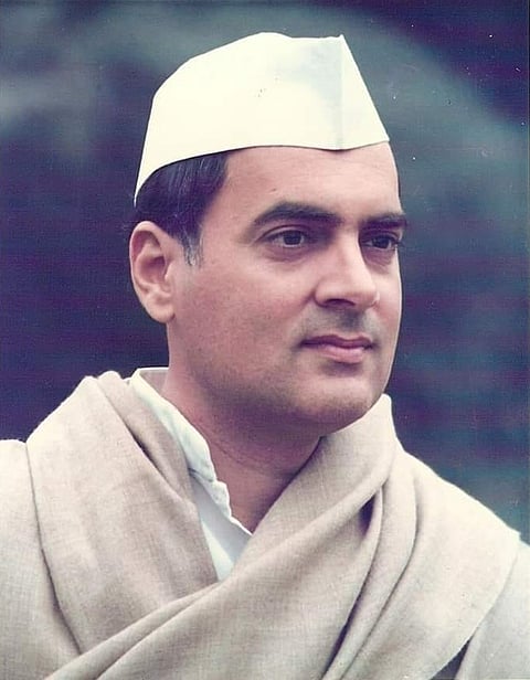 राजीव गांधी