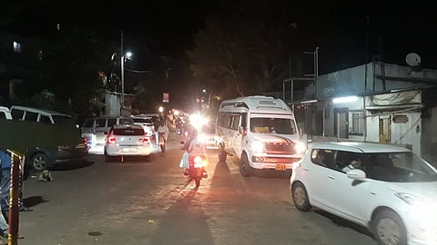 साताऱ्यातील कास पठार फुलले; यवतेश्वर घाटात कोंडी