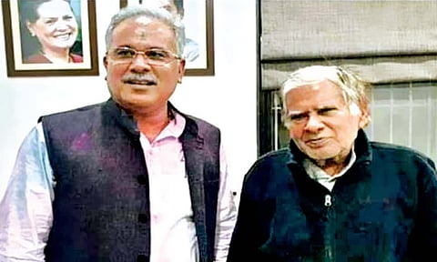 मुख्यमंत्री भूपेश बघेल यांचे वडील नंदकुमार बघेल यांना अटक